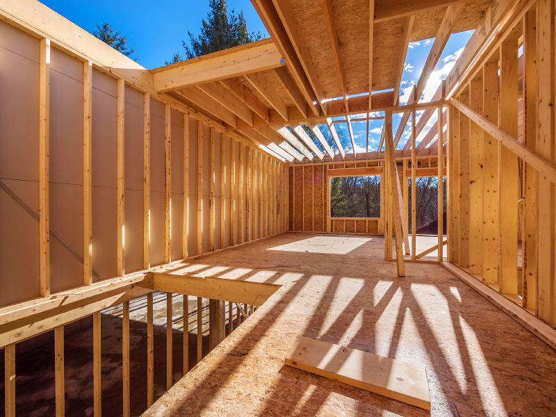 Charpente d'une maison en construction